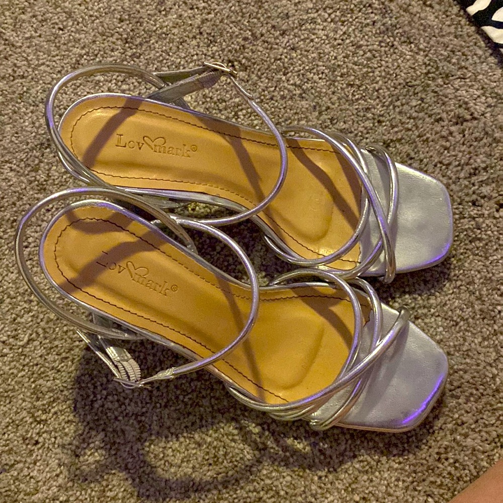 only worn once super cute silver heeels